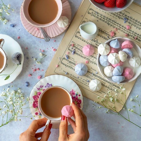 London Apron Raspberry Meringues 25g